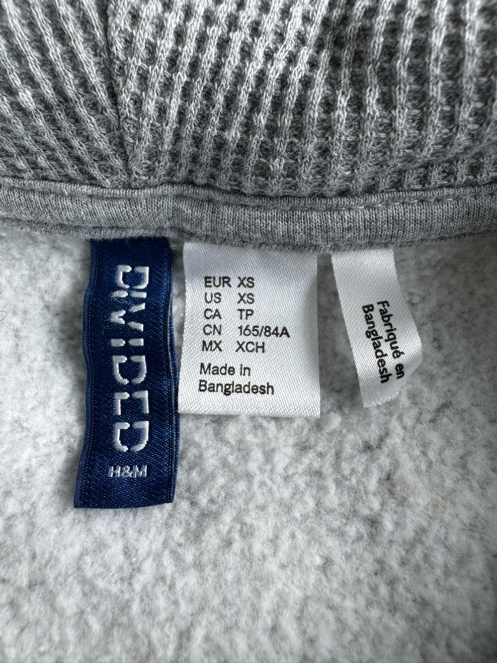 H&M Gray Ribbed Hooded Vest - Picture 3 of 4